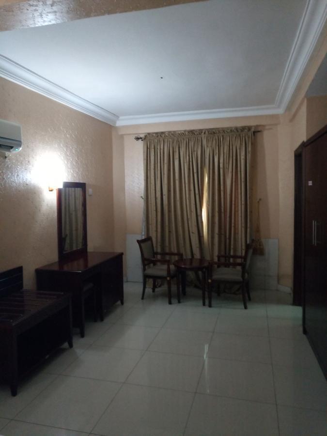 Crocodile Hotels And Restaurant Limited Kaduna Exterior foto